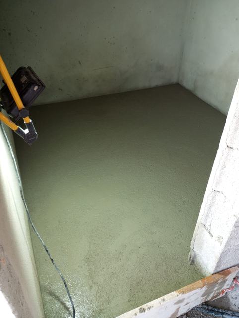 Betonilha nivelada a laser